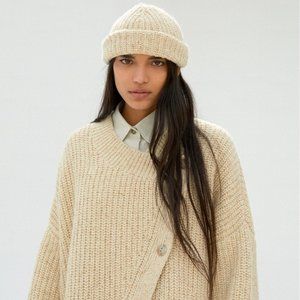 Monica Cordera Chunky Soft Wool Beanie Hat